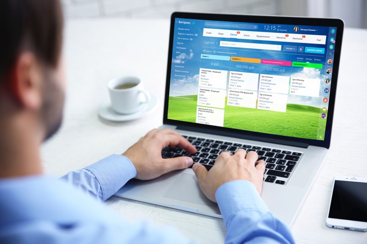 <a href="https://ru.freepik.com/free-photo/couple-handshaking-businesswoman-making-deal-in-cafe-close-up-view_3955382.htm#fromView=search&page=1&position=3&uuid=3ebe10e2-1939-44c1-b992-e8f5fd3ac196">Изображение от yanalya на Freepik</a>