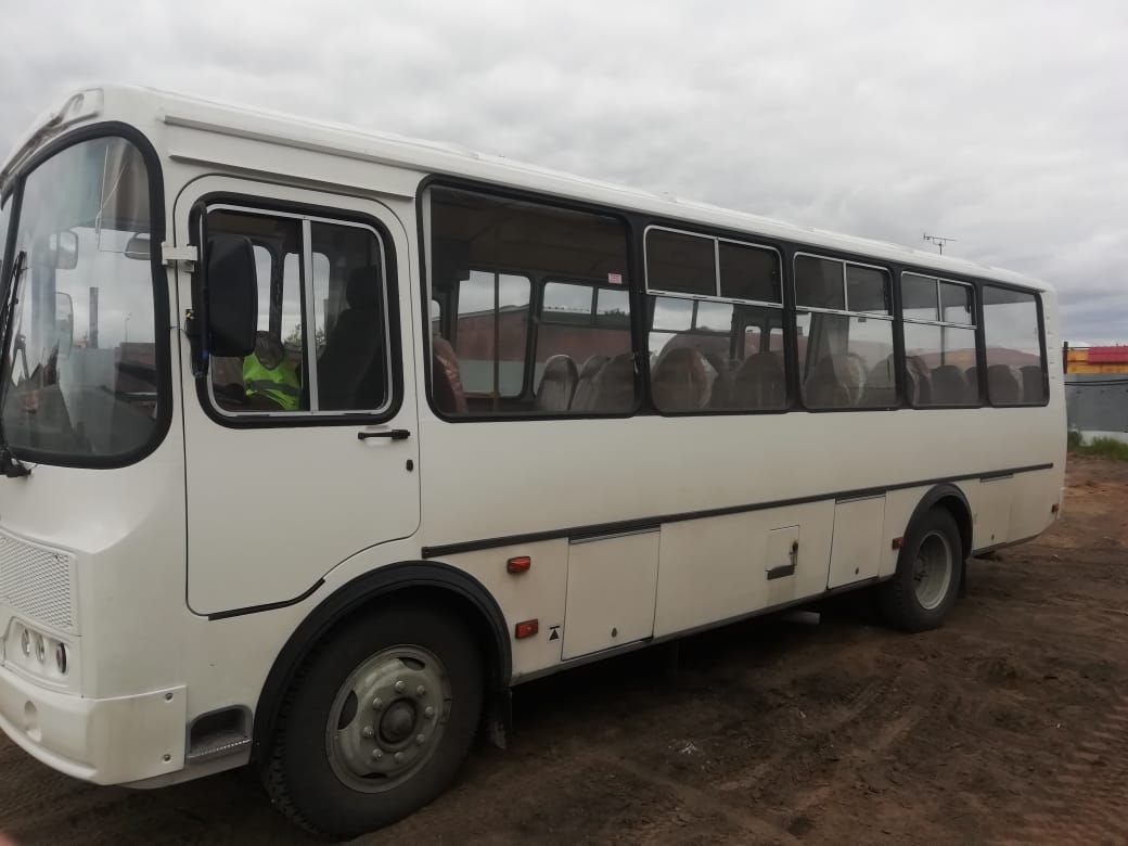 ПАЗ 4234, ГАЗ A65R52.