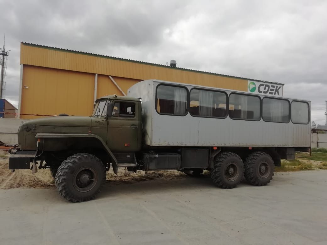 ГАЗ-3897(Бортовой), Урал 4320.