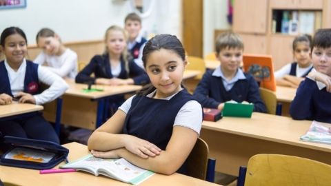 ХУДОЖЕСТВЕННЫЙ ФОРУМ ПО ПРИЗВАНИЮ ПЕДАГОГИЧЕСКОЙ ПРОФЕССИИ И ВСЕРОССИЙСКИЙ ФОРУМ МОЛОДЫХ УЧИТЕЛЕЙ