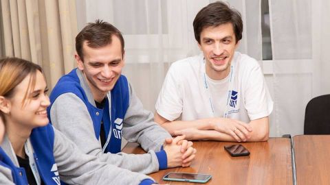 ХУДОЖЕСТВЕННЫЙ ФОРУМ ПО ПРИЗВАНИЮ ПЕДАГОГИЧЕСКОЙ ПРОФЕССИИ И ВСЕРОССИЙСКИЙ ФОРУМ МОЛОДЫХ УЧИТЕЛЕЙ