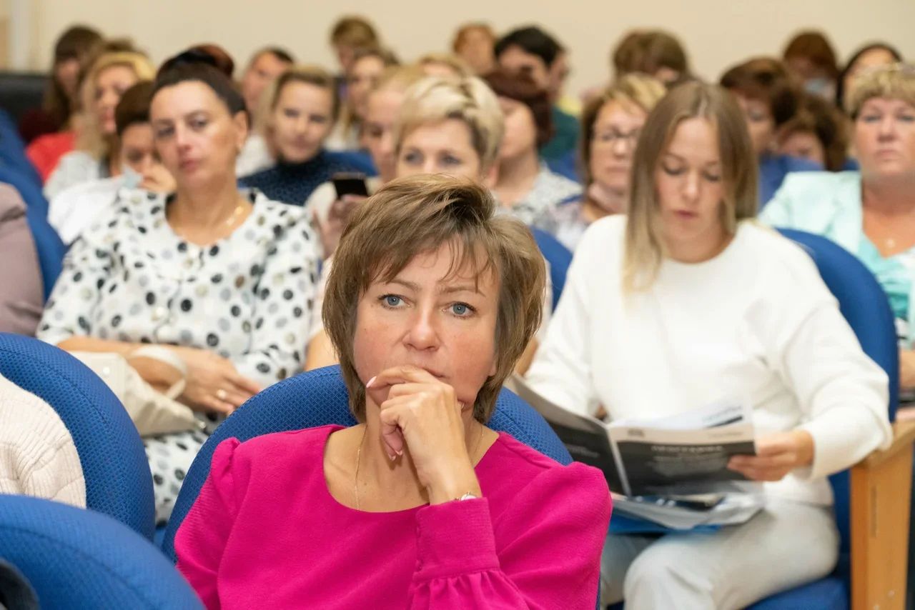 Управленческие команды школы минпросвещения. Брель Елена Юрьевна Минпросвещения. Кондакова Светлана Викторовна Минпросвещения. Кузьмин Академия Минпросвещения. Зырянова Анастасия Владимировна Минпросвещения.