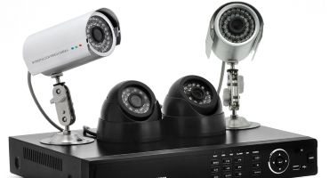 Комплект видеонаблюдения 2 уличные и 2 купольные IP видеокамеры Full HD с регистратором