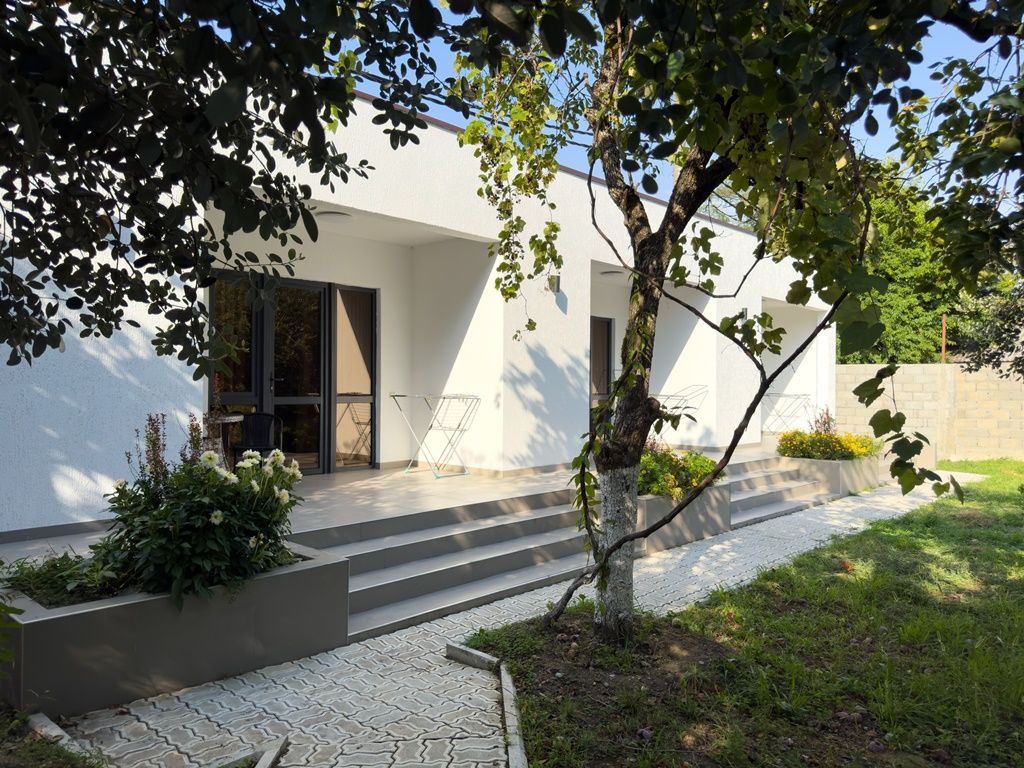 Гостевой дом Дамира Абхазия Пицунда