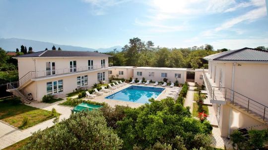 ахазия отели