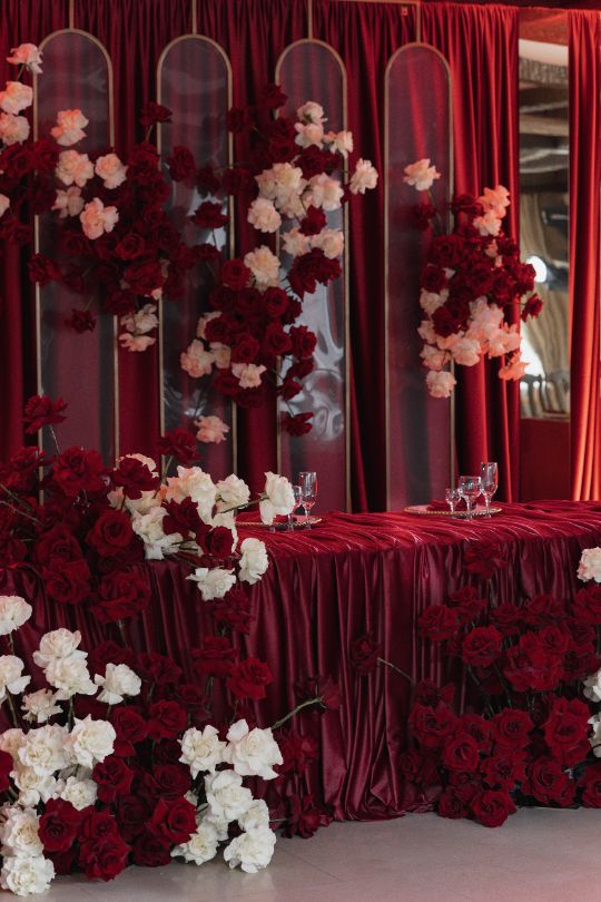 свадьба в красном цвете, бело-красная свадьба, оформление свадьбы, декор свадьбы, свадебный декор, оформление свадебного зала, оформление свадебной церемонии, декор выездной регистрации, свадебная флористика, оформление фотозоны, оформление свадьбы Белгород, декор свадьбы Белгород, свадебный декор Белгород, студия декора КинАрт, КинАрт Белгород