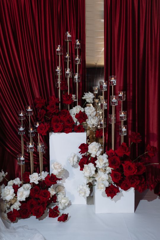 свадьба в красном цвете, бело-красная свадьба, оформление свадьбы, декор свадьбы, свадебный декор, оформление свадебного зала, оформление свадебной церемонии, декор выездной регистрации, свадебная флористика, оформление фотозоны, оформление свадьбы Белгород, декор свадьбы Белгород, свадебный декор Белгород, студия декора КинАрт, КинАрт Белгород