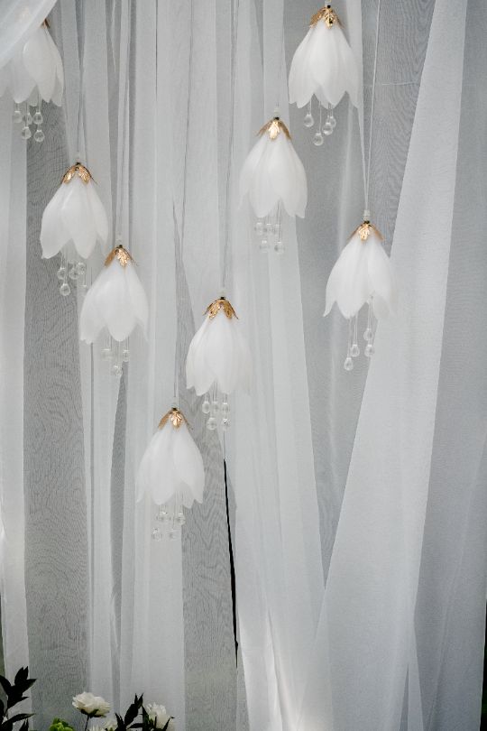 Оформление свадьбы в ресторане «Веретено» в Белгороде — студия декора КинАрт, оформление свадьбы Белгород, оформление свадебной церемонии, оформление свадьбы Белгород