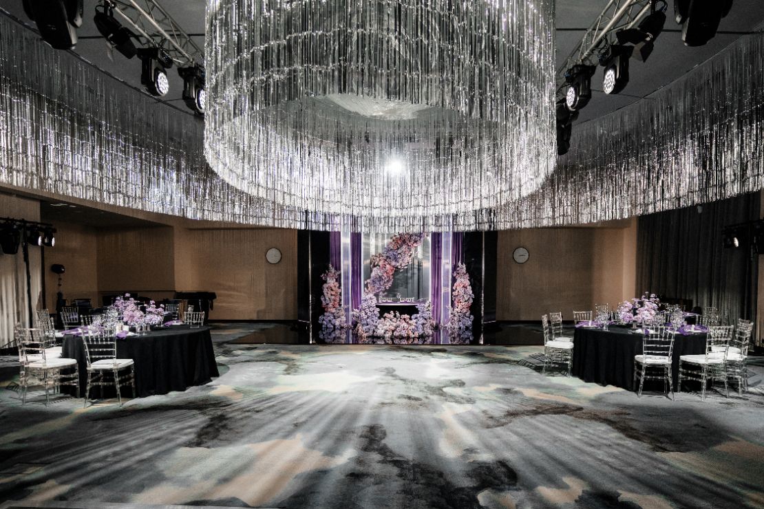 оформление свадьбы в черно-сиреневой гамме, студия декора КинАрт Белгород свадьба в Ривьере