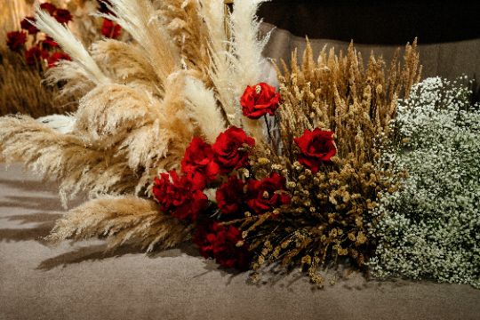 Оформление свадьбы в русском стиле — студия декора КинАрт, детали свадебного оформления в русском стиле с натуральными фактурами и символикой традиций, 