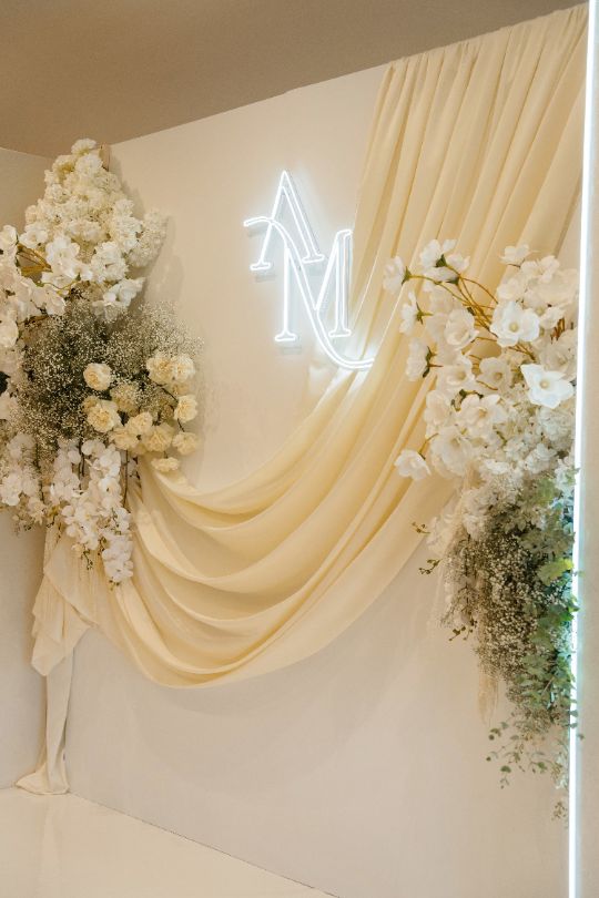 Оформление фотозоны на свадьбу, свадьба в Ривьере Белгород, дизайнерское оформление свадьбы под ключ, студия декора КинАрт Белгород