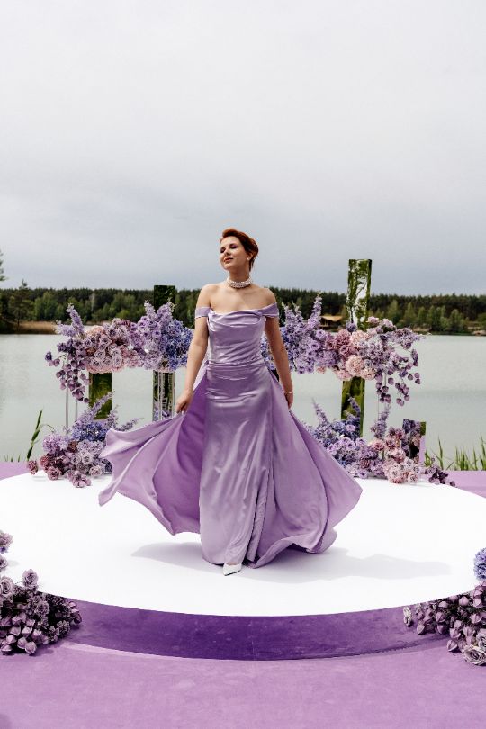 Невеста в лавандовом платье, оформление свадебной церемонии,  концептуальная свадьба в Ривьере, оформление свадьбы Белгород студия декора КинАрт