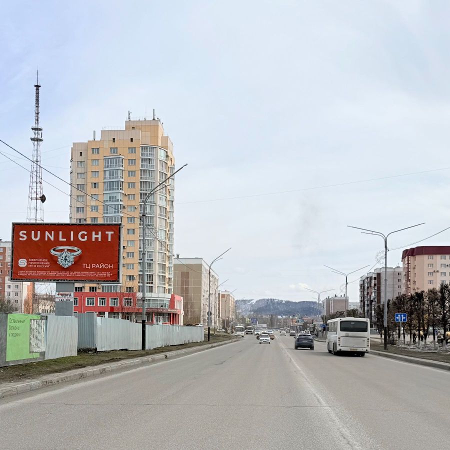 пр. Шахтеров, 15 Б