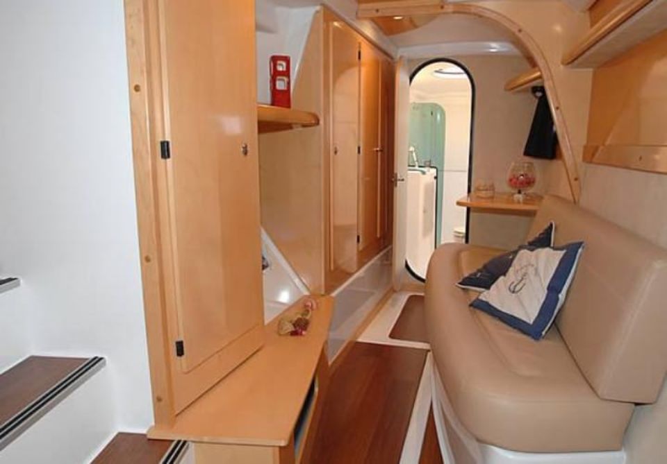 кают компания апрель сочи