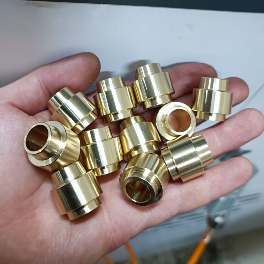 Втулка. Обработка на токарном ЧПУ. Материал бронза.