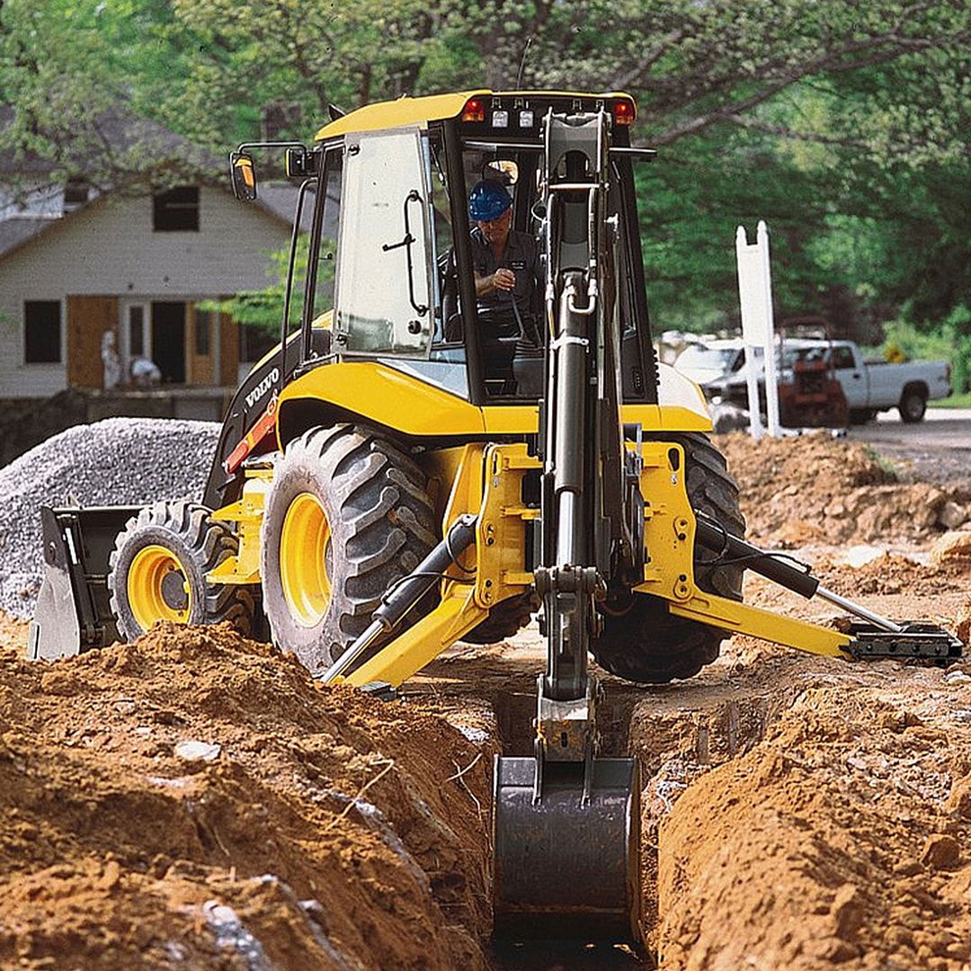 Рытье траншей заказать