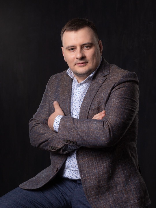 Работа с партнерами, развитие и цифровизация Клуба, координация и административная деятельность