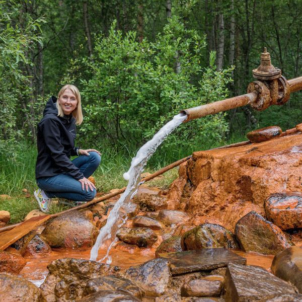 Долина Нарзанов. Пей, но будь бдителен, в воде - бодрящие газы!)))