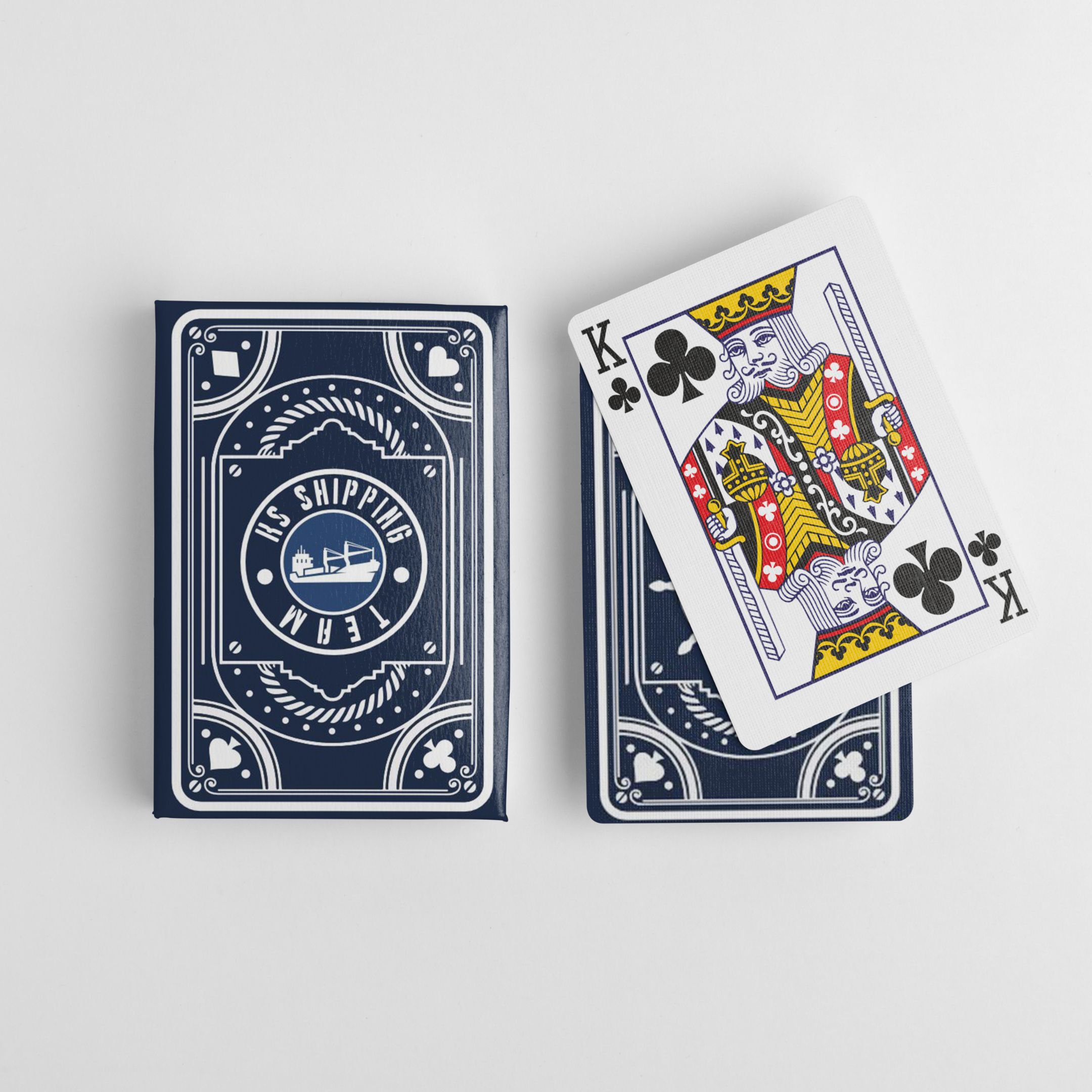 Брендированные игральные карты для судоходной компании
