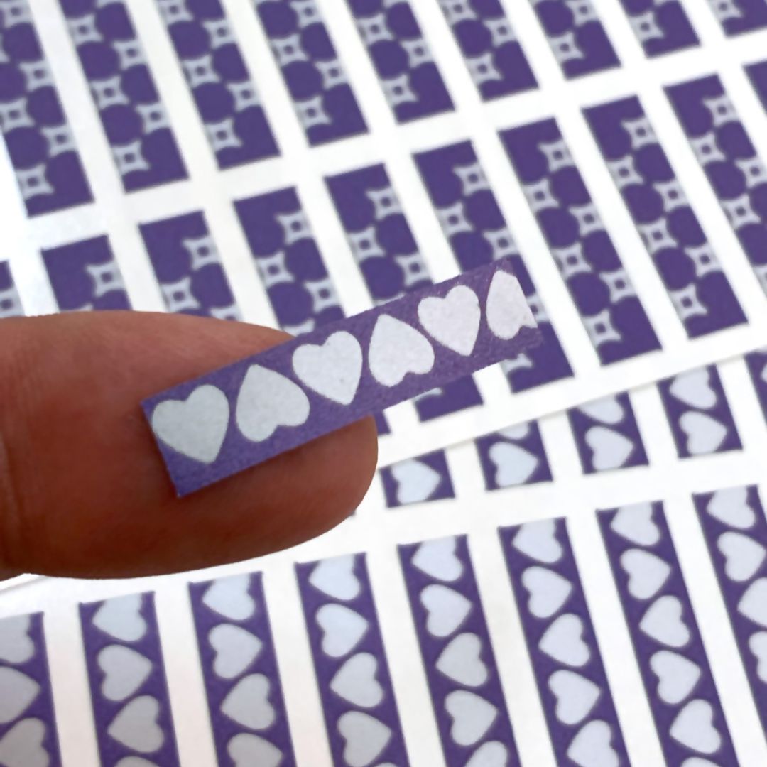 Цветные скретч наклейки в виде сердца