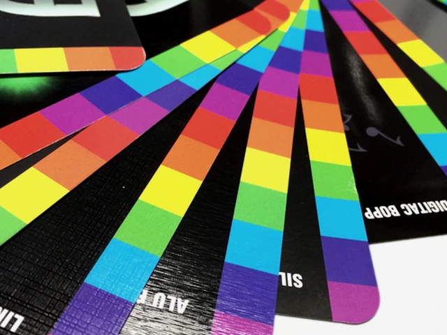 Макет в CMYK: на экране тот же цвет, что и на бумаге