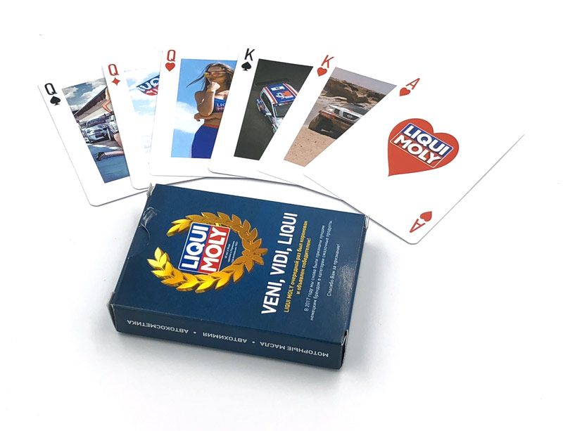 Колода карт в картонной коробочке