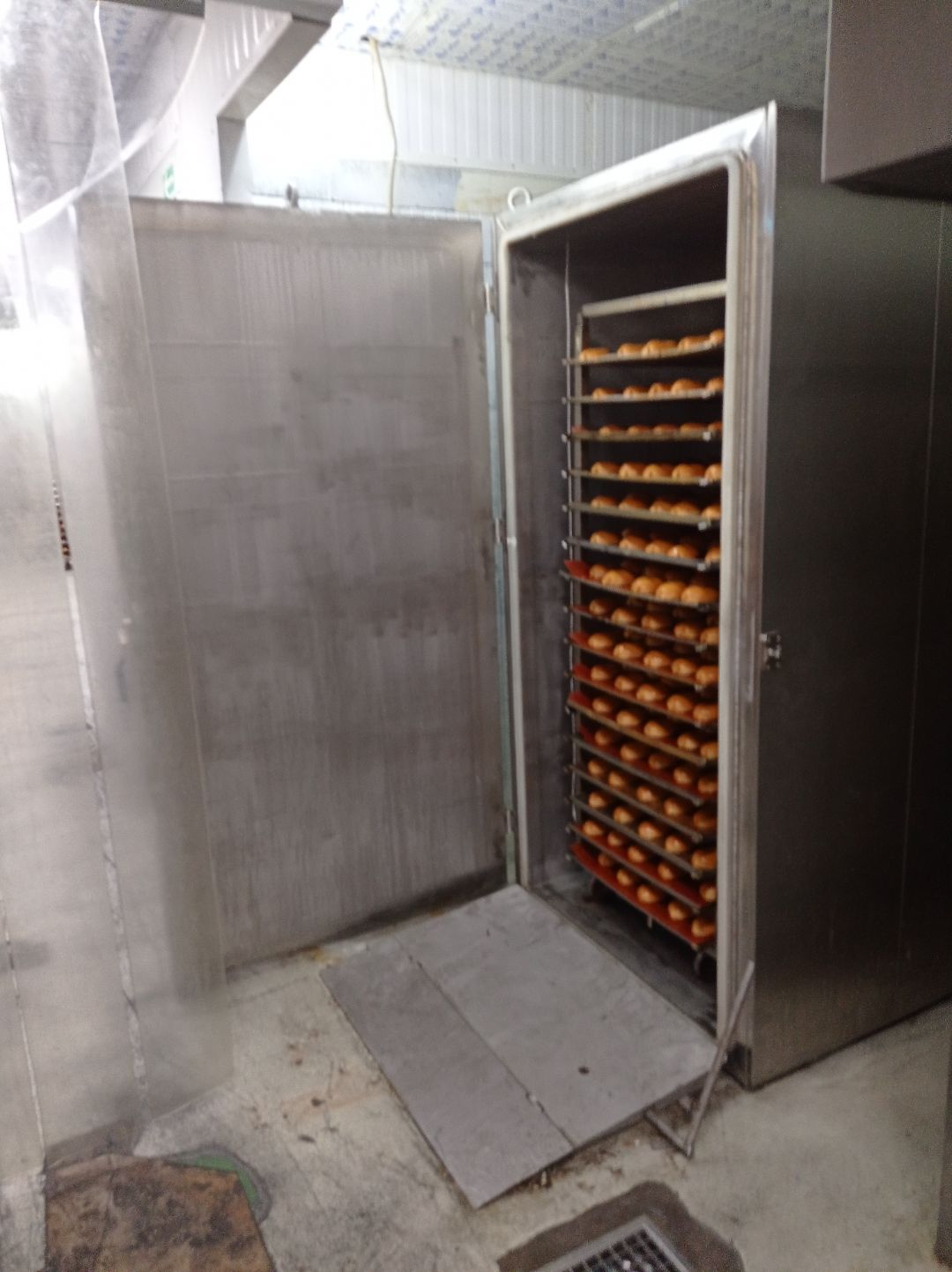 камера вакуумного охлаждения хлеба