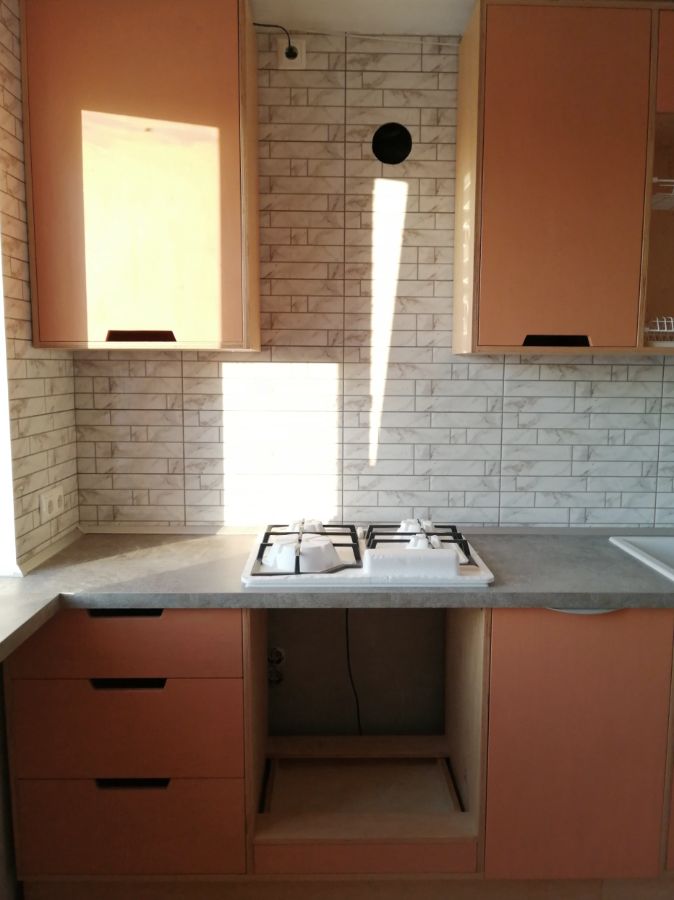 Кухонный гарнитур из березовой фанеры с покрытием маслом на заказ