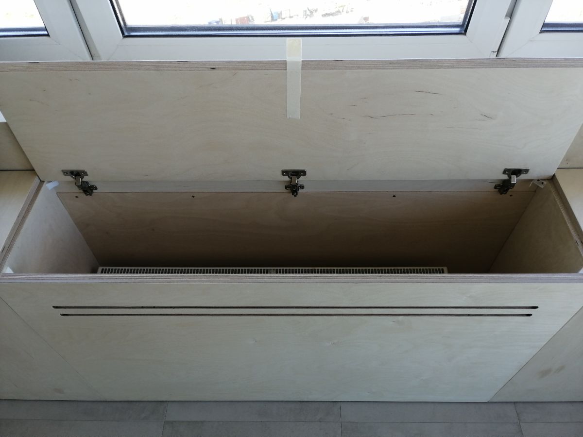 Встроенная система хранения из фанеры