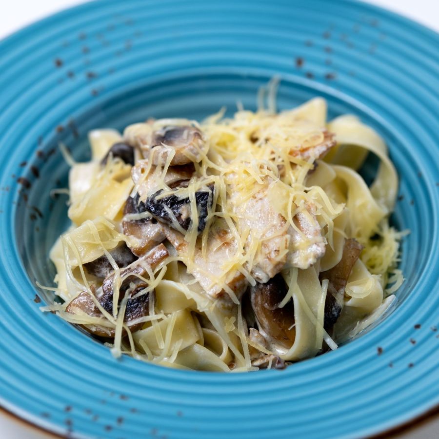 Паста "Курица с грибами"