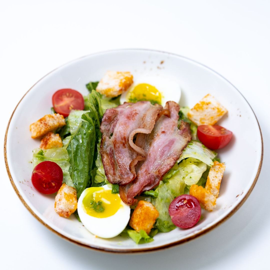 Салат - "Деревенский с беконом"