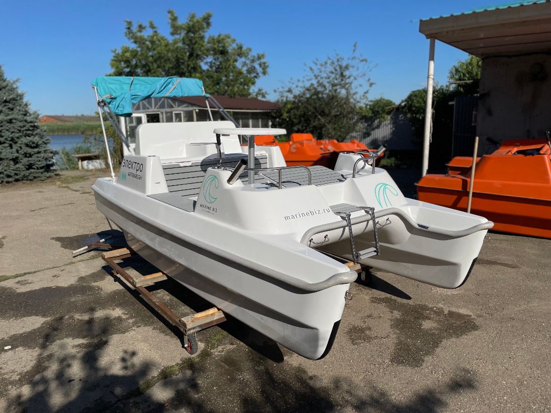 электрический катамаран MARINE BIZ