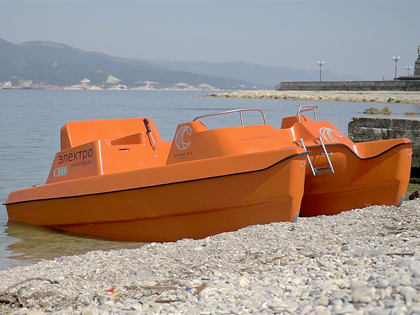 электрический катамаран MARINE BIZ