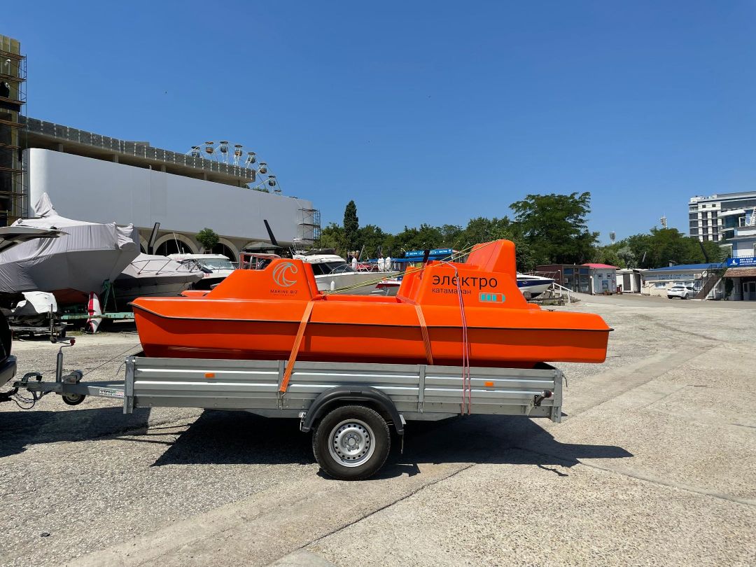 электрический катамаран MARINE BIZ