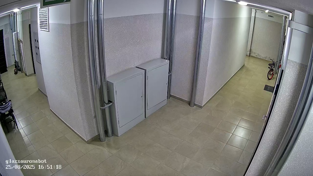 Видеонаблюдение в подъезд с установкой