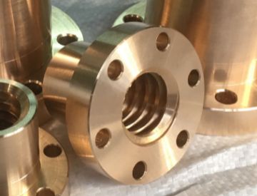 Гайка фланцевая TR Rosca