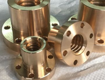 Гайка фланцевая TR Rosca