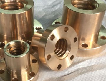 Гайка фланцевая TR Rosca