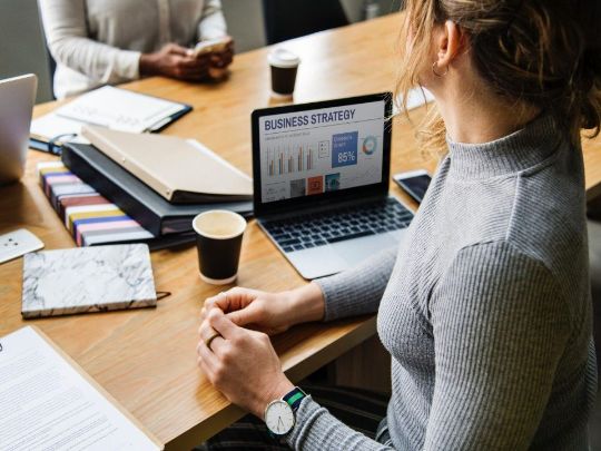 Как реагировать на негативную информацию в профессиональной сфере?