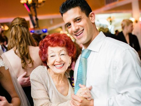 Муж боится свою маму. Как ему помочь?