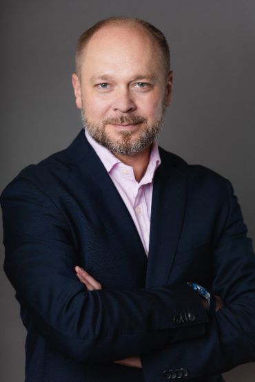 Нажмите, чтобы отредактировать изображение Петр Орлов