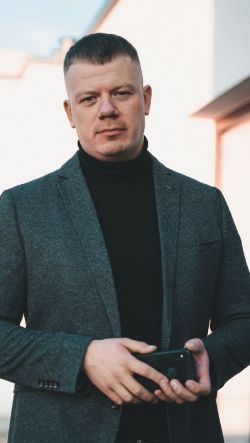 Андрей Васильев