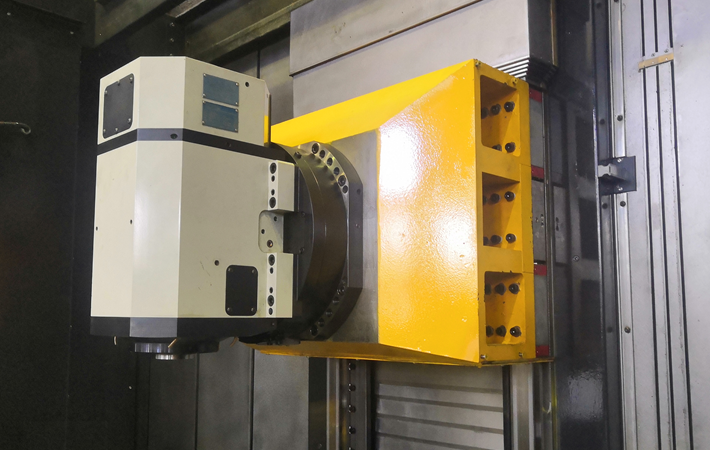 Токарно – фрезерная головка