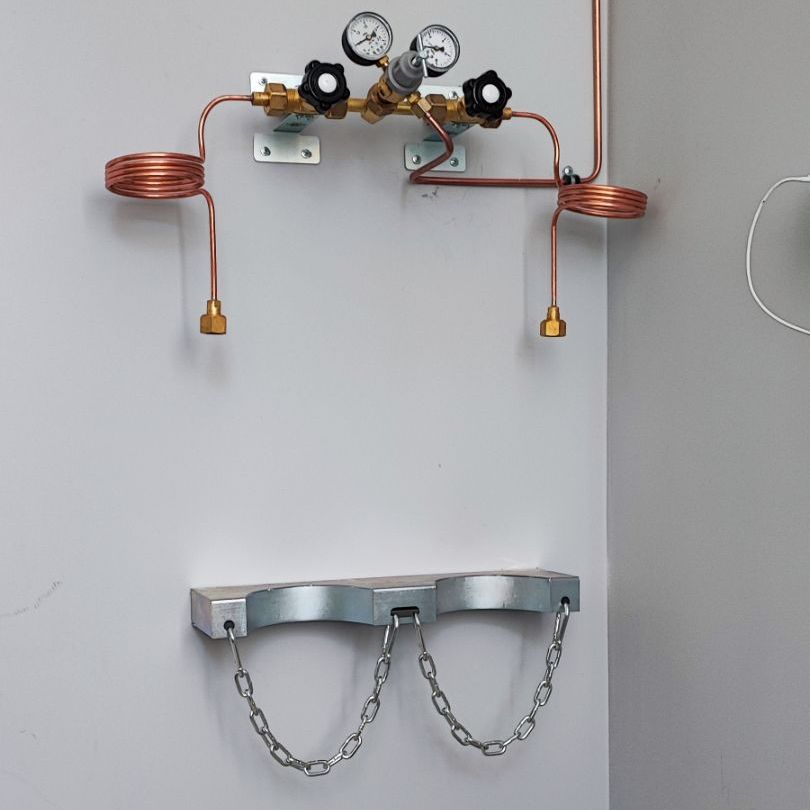 Двух плечевая рампа закиси азота для седаци