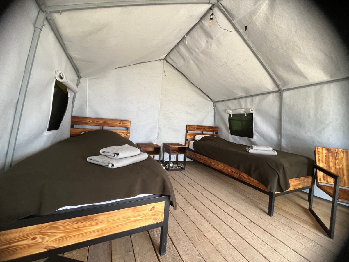 Интерьер 2х местной палатки 3