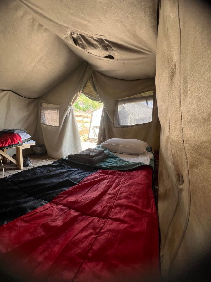 Интерьер 4х местной палатки 3