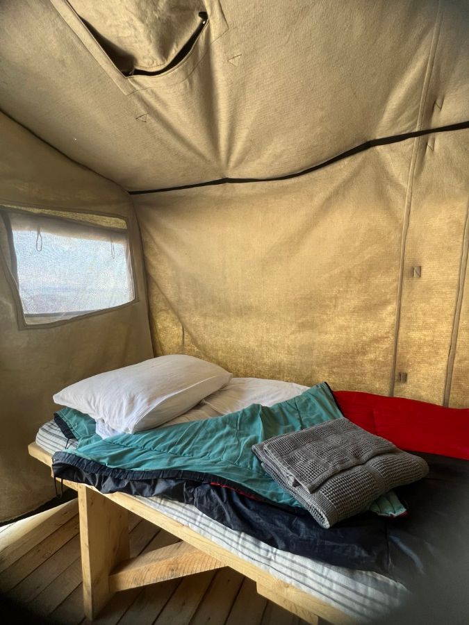 Интерьер 4х местной палатки 2