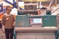 Компания “СиСорт” начала поставки фотосепараторов во Францию