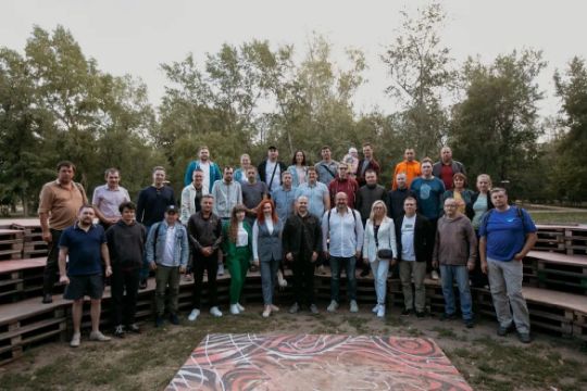 Министр промышленности Алтайского края поздравил «СиСорт» с 15-летием