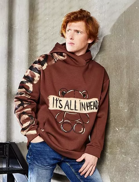 коричневое худи